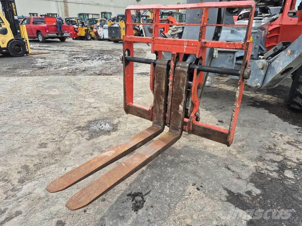 SkyJack SJ 1056 TH مناولات متداخلة