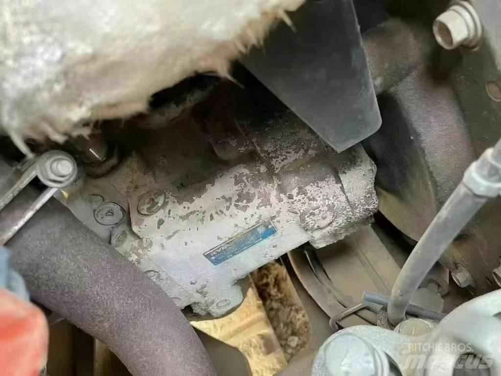 Kubota 165 حفارات زحافة