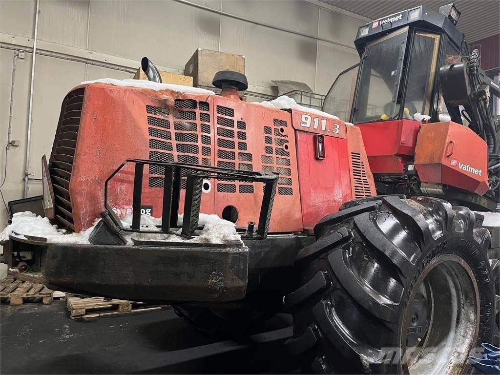 Valmet 911.3 حصادات