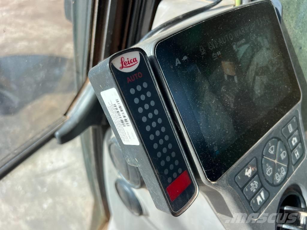 CASE CX 250 D حفارات زحافة