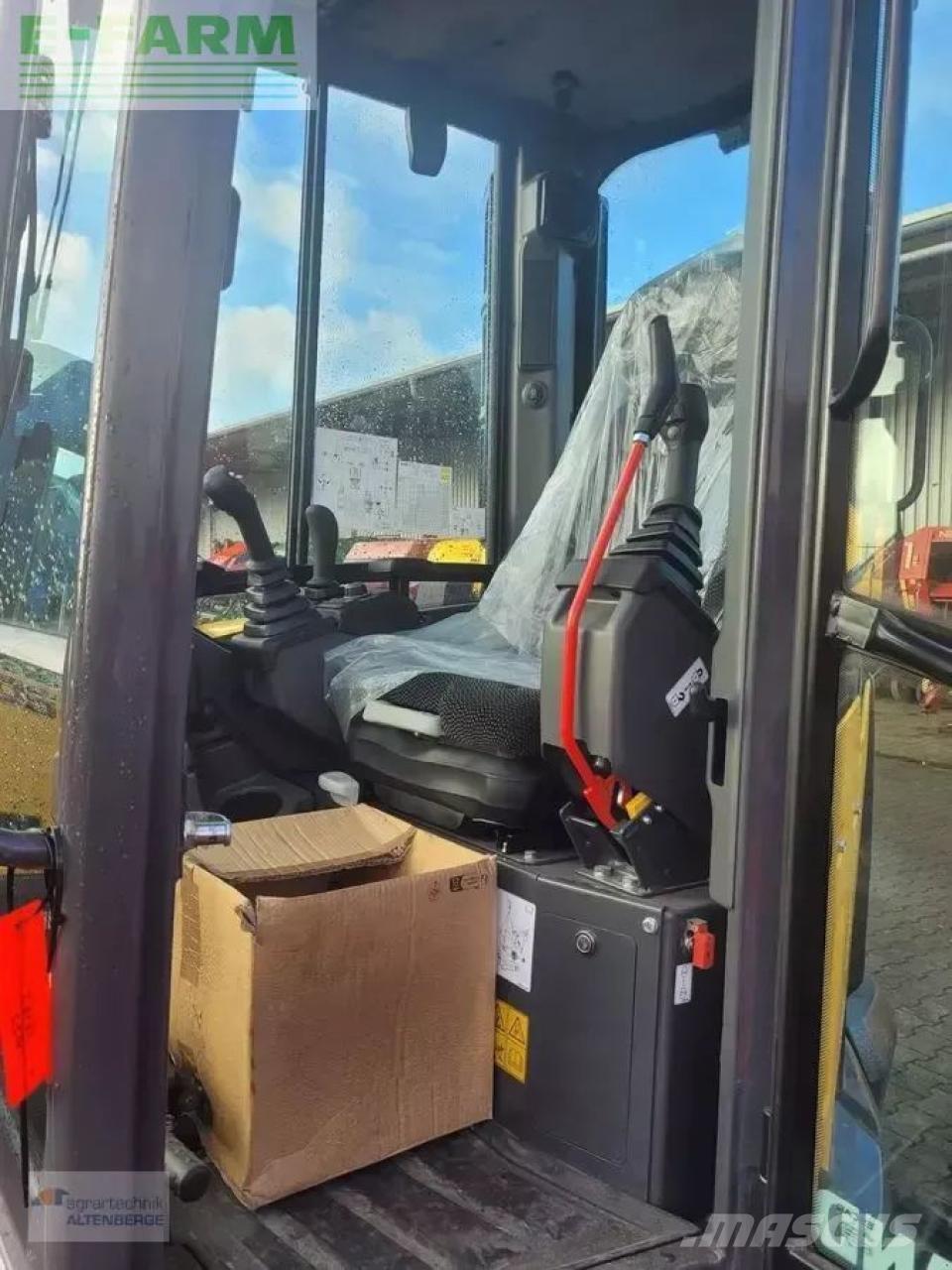 New Holland e55d حفارات صغيرة أقل من 7 طن (حفارات صغيرة)