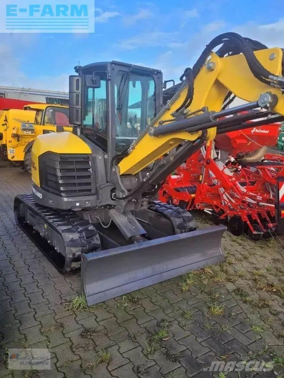 New Holland e55d حفارات صغيرة أقل من 7 طن (حفارات صغيرة)