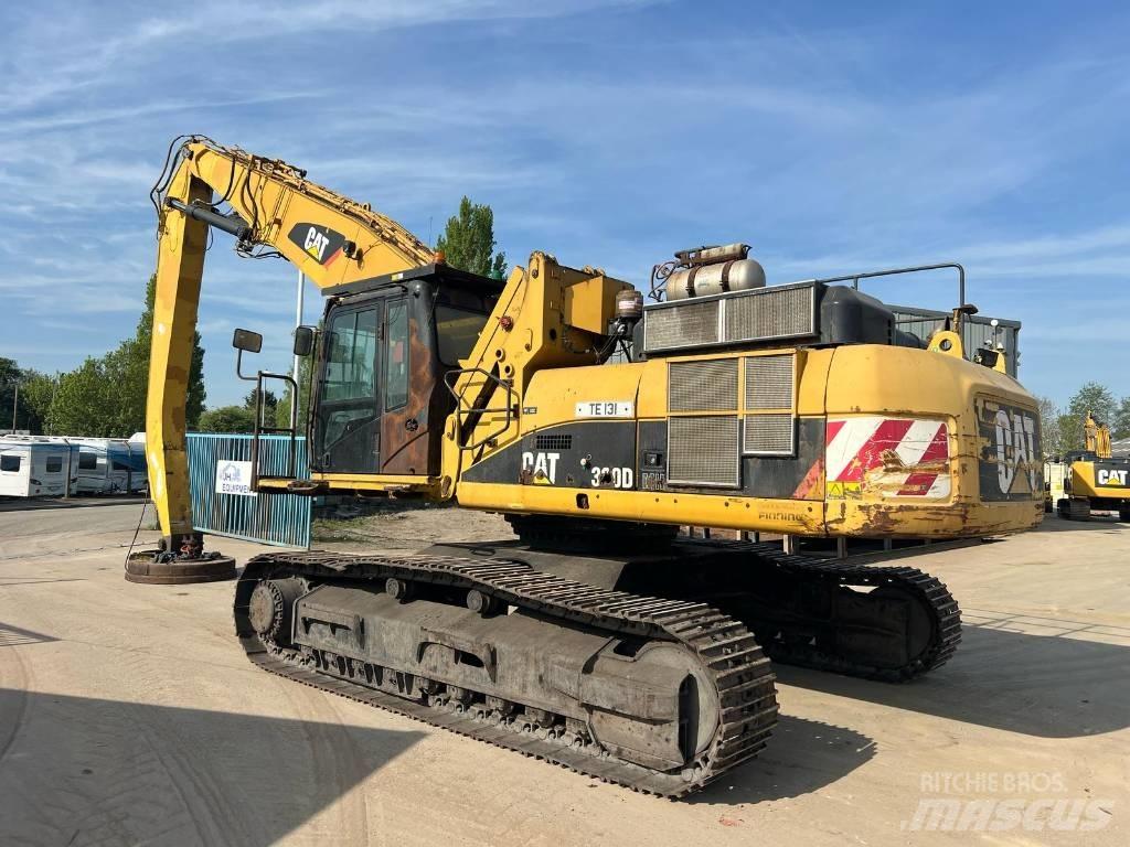 CAT 330 D حفارات زحافة