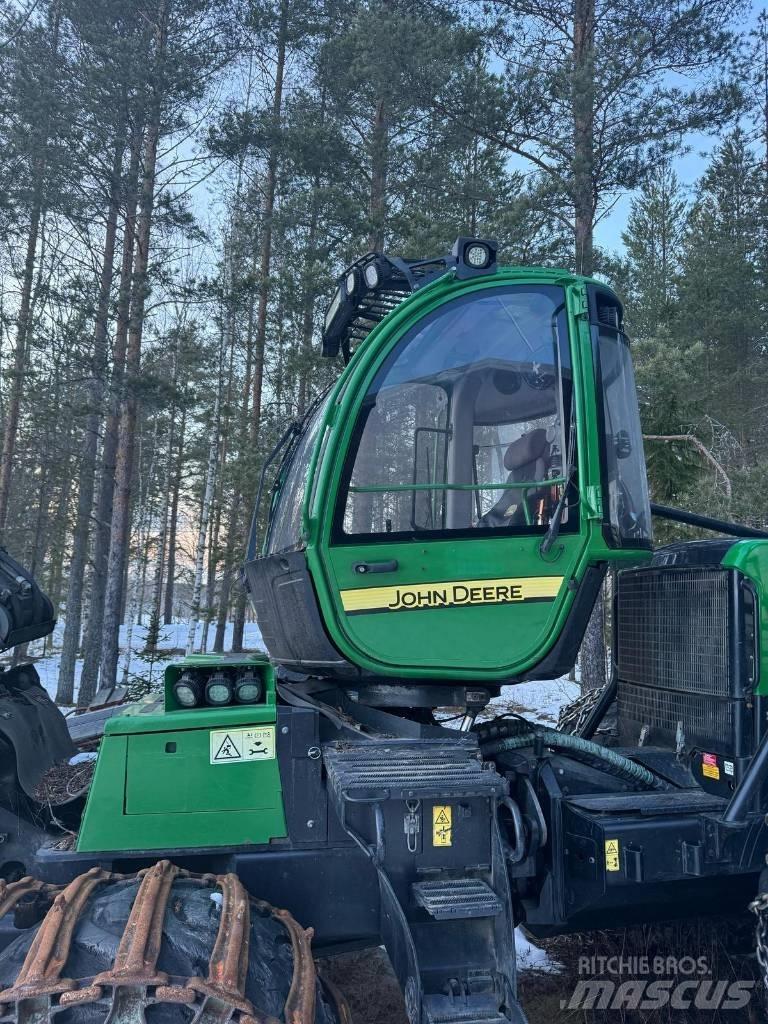 John Deere 1170 E حصادات