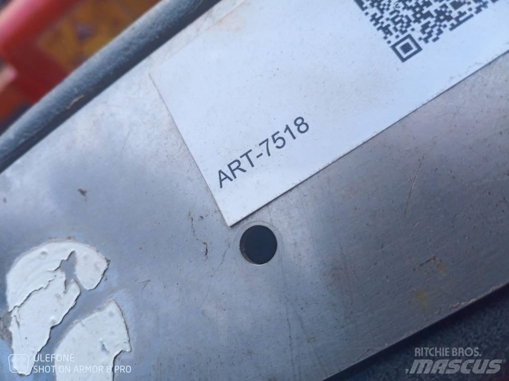 Ausa D 100 AHA عربات نقل قلابة للمواقع
