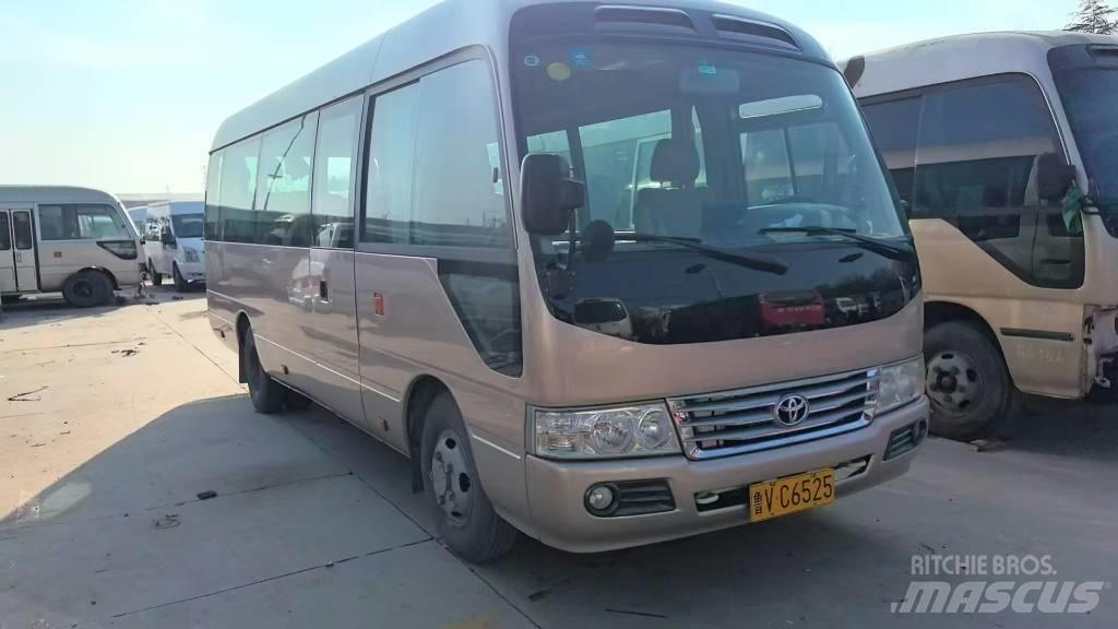 Toyota Coaster حافلة داخل المدينة