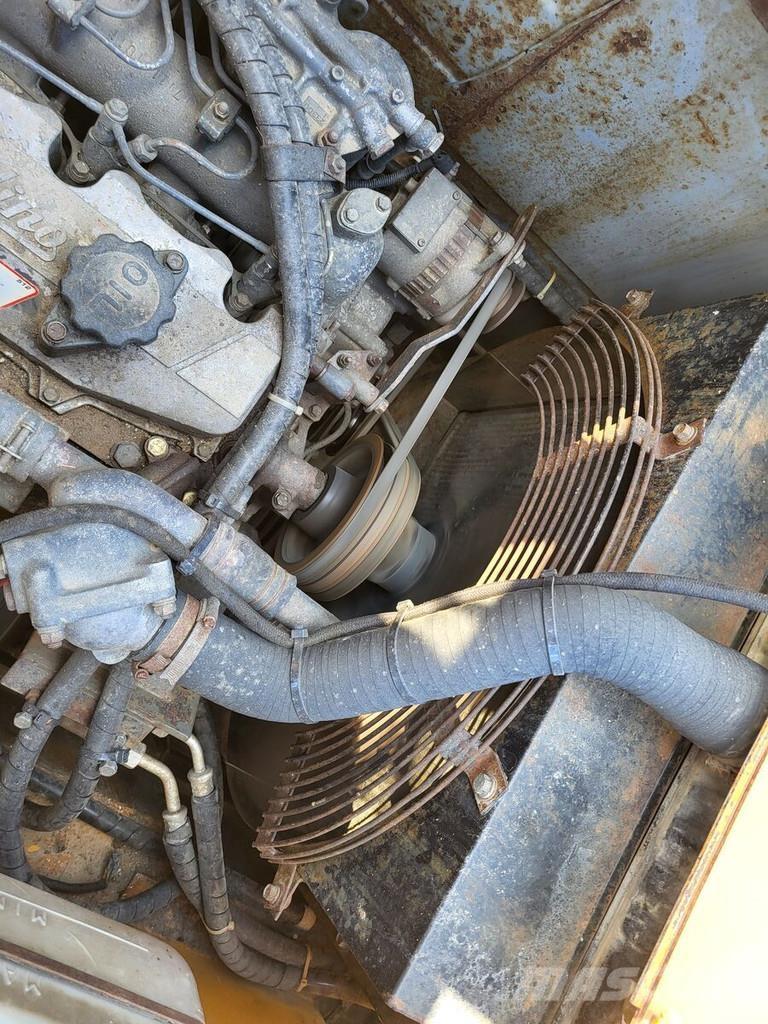 Morooka MST 2200V عربات نقل قلابة مجنزرة