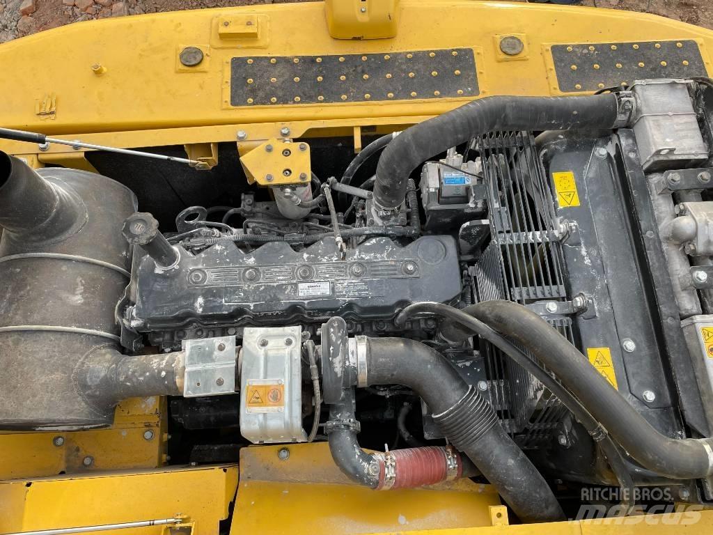 Komatsu 200-8 حفارات زحافة
