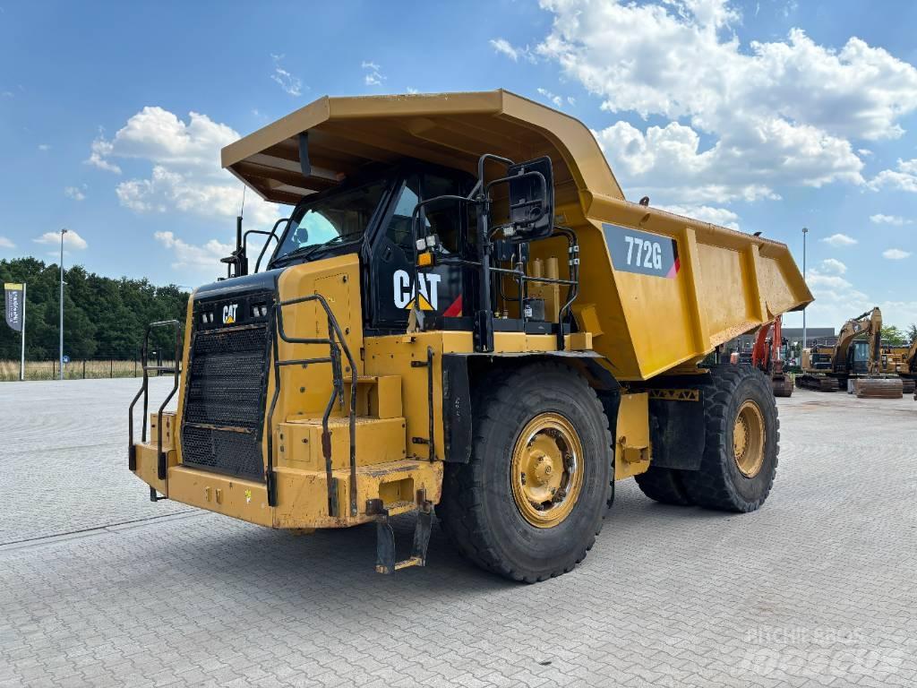 CAT 772G شاحنات المخلفات الصلبة