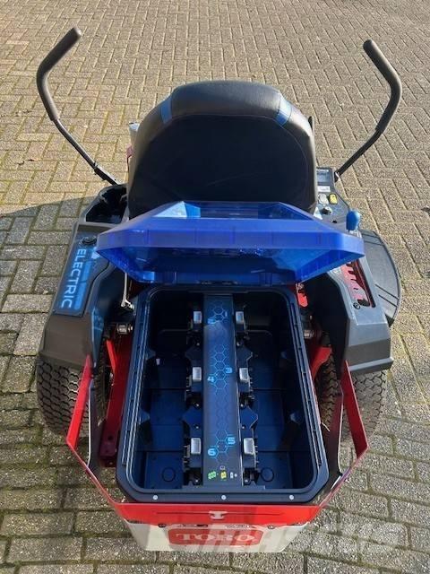 Toro eMR 4275 ركوب الحشائش