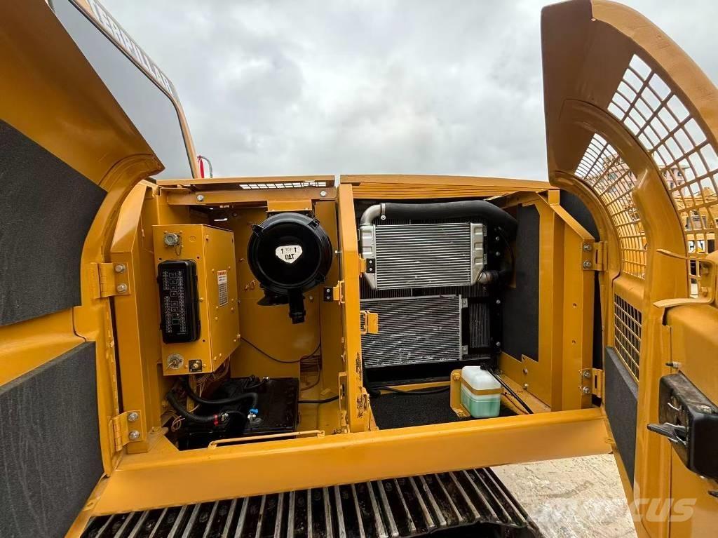 CAT CAT 320CL حفارات زحافة