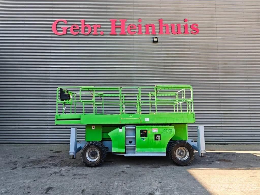 JLG 3394 RT رافعات مقصية الشكل