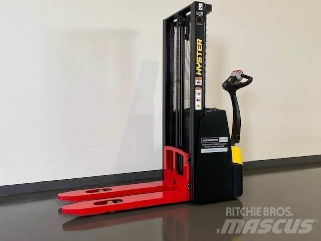 Hyster S1.2E معدات التكديس الجوالة