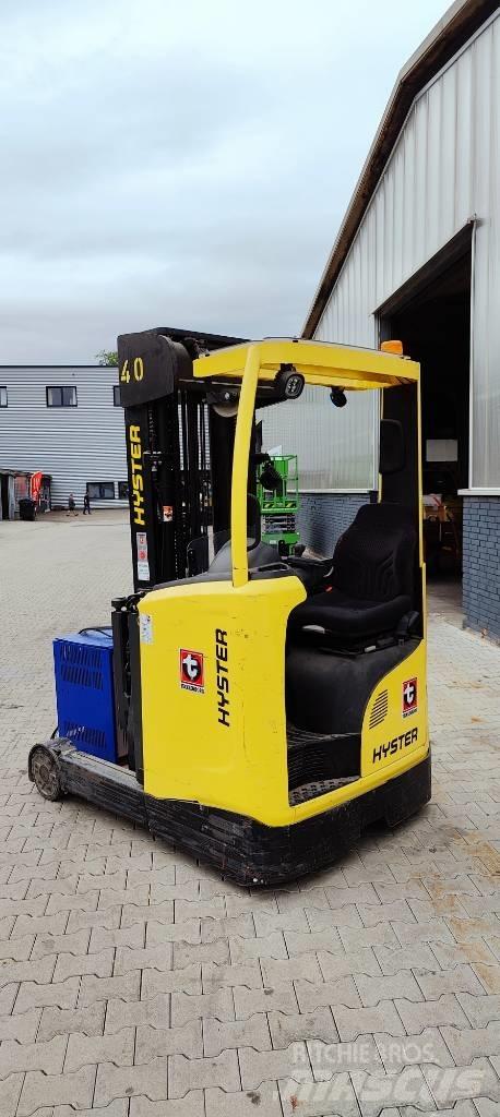Hyster R 1.6 شاحنة مناولة