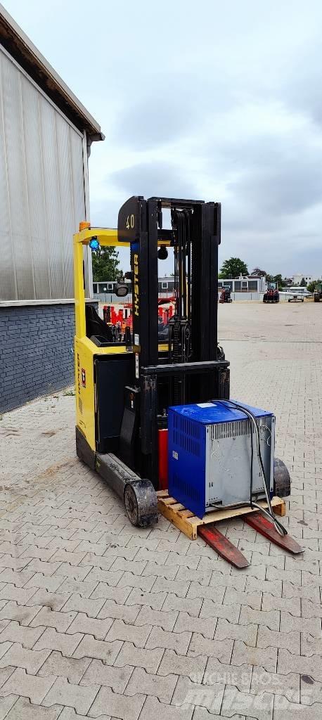 Hyster R 1.6 شاحنة مناولة