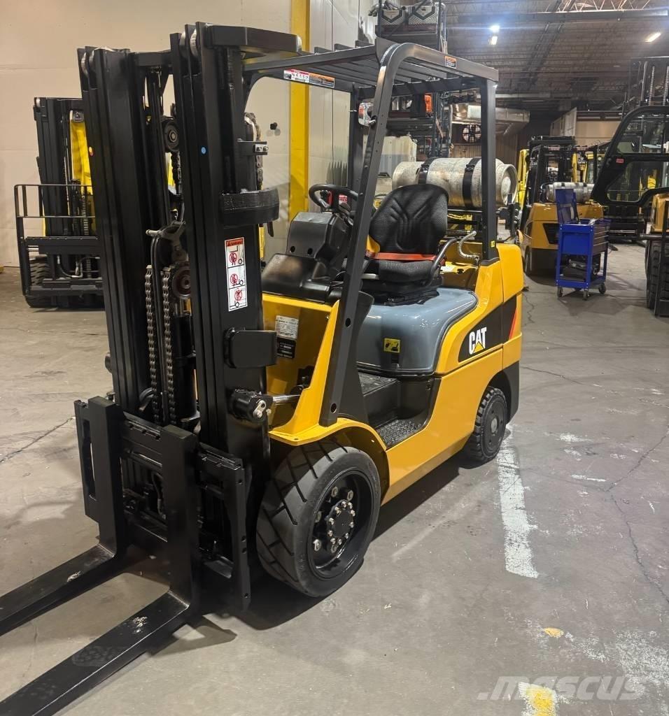 CAT 2C 6000 شاحنات ذات رافعات شوكية - أخرى