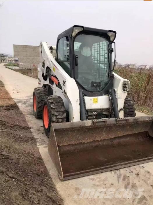 Bobcat S 770 لوادر انزلاقية التوجيه