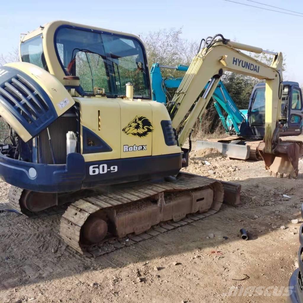 Hyundai R60-9 حفارات صغيرة أقل من 7 طن (حفارات صغيرة)