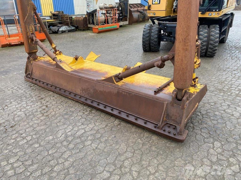 CAT D65 PX مكونات أخرى