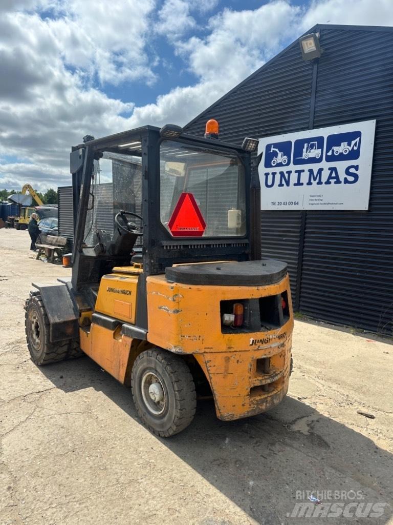 Jungheinrich EFD35 شاحنات الديزل