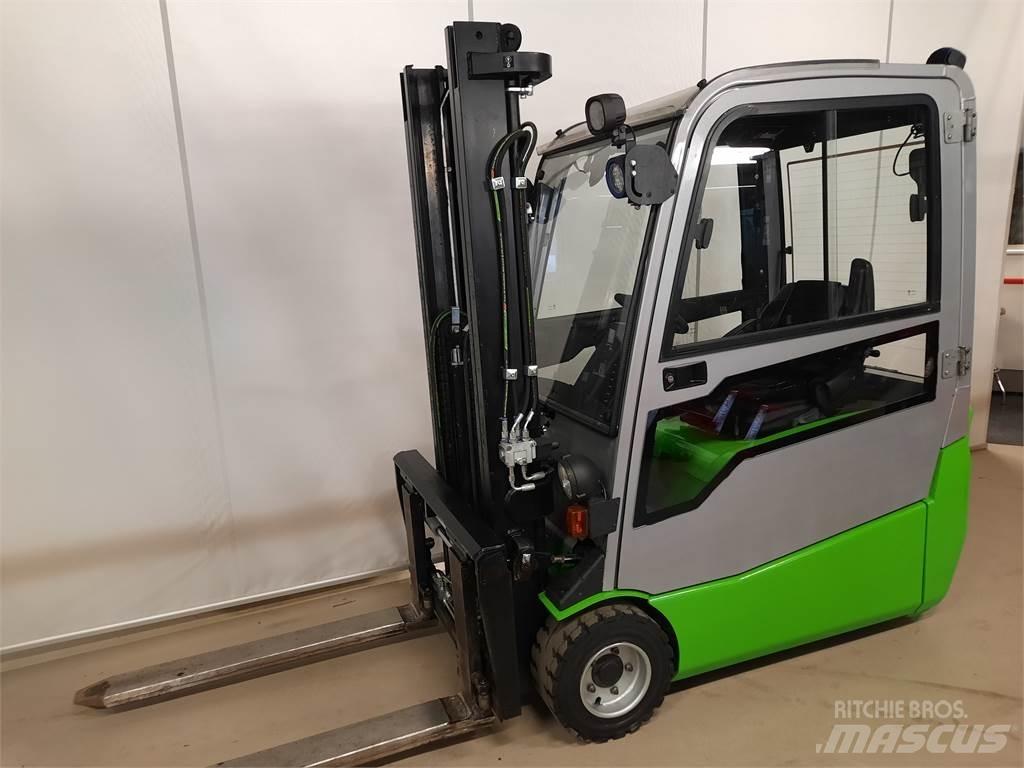 Cesab B 320 شاحنات ذات رافعات شوكية تعمل بالكهرباء