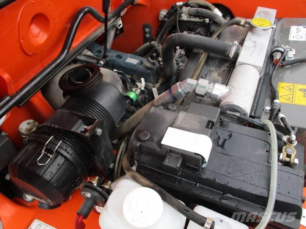 Ausa T144 HX4 (099) مناولات متداخلة