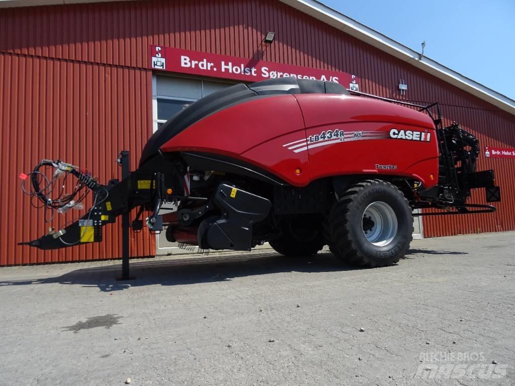 Case IH LB 434R XL محزمات مربعة