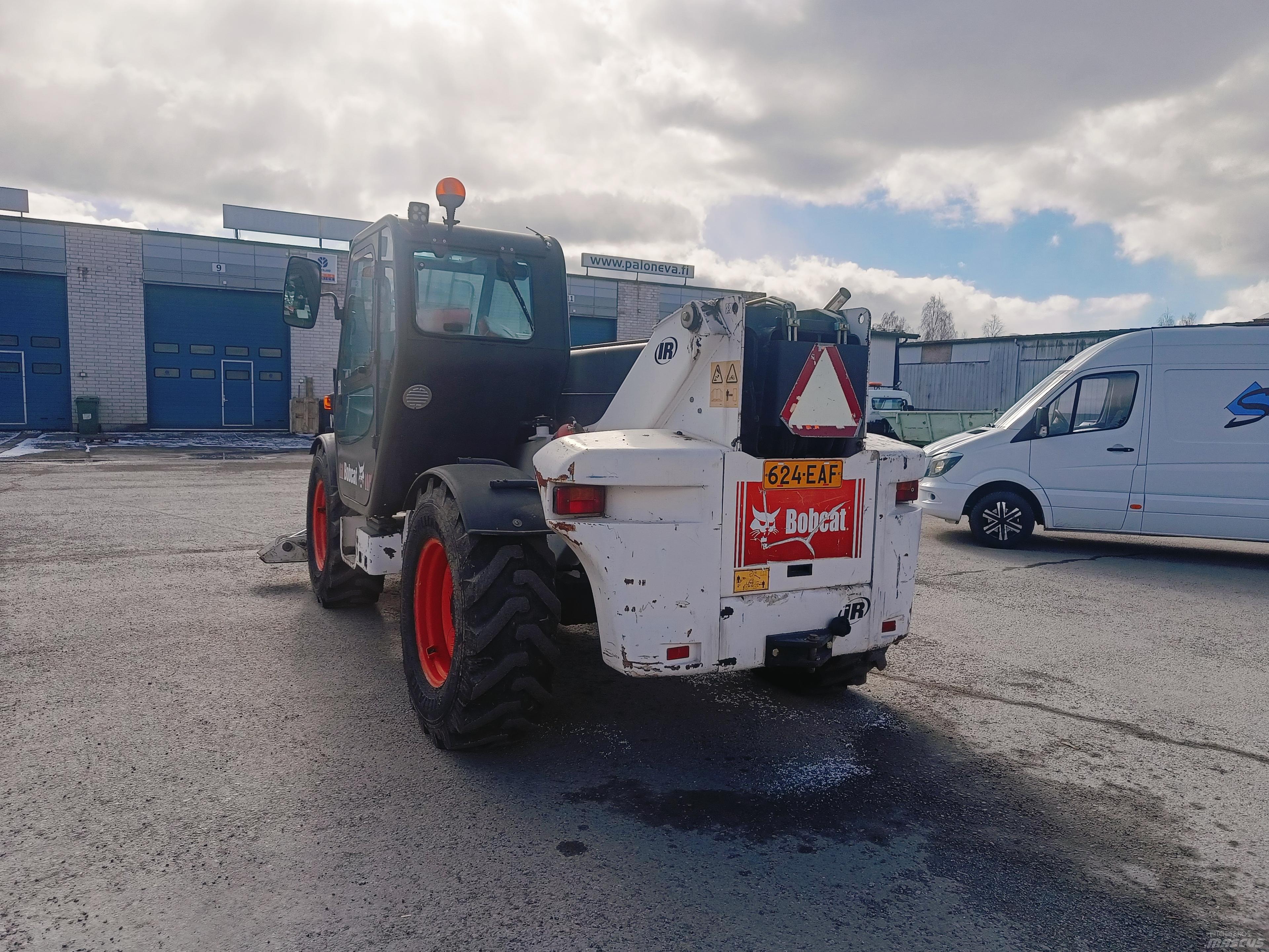 Bobcat T 40.170 مناولات متداخلة