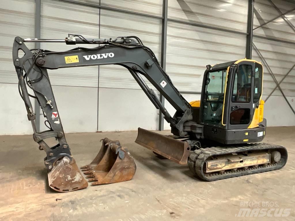 Volvo ECR 88 D حفارات وسط 7 طن - 12 طن