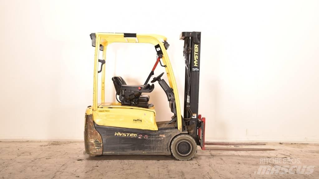 Hyster J2.0XNT شاحنات ذات رافعات شوكية تعمل بالكهرباء