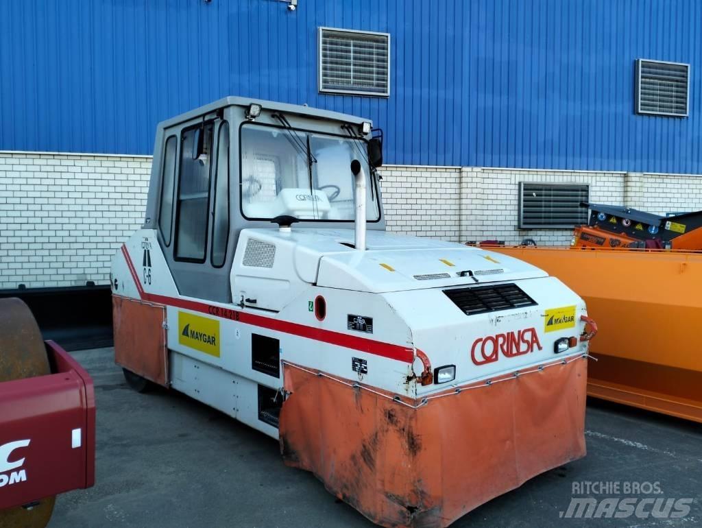 Corinsa CCR 1421 مداحل ذات إطارات هوائية