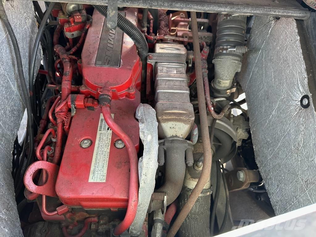  frieghtliner mt45 شاحنات خفيفة/مفصلية الجوانب