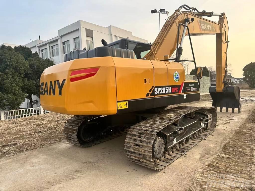 Sany SY 205 H حفارات زحافة