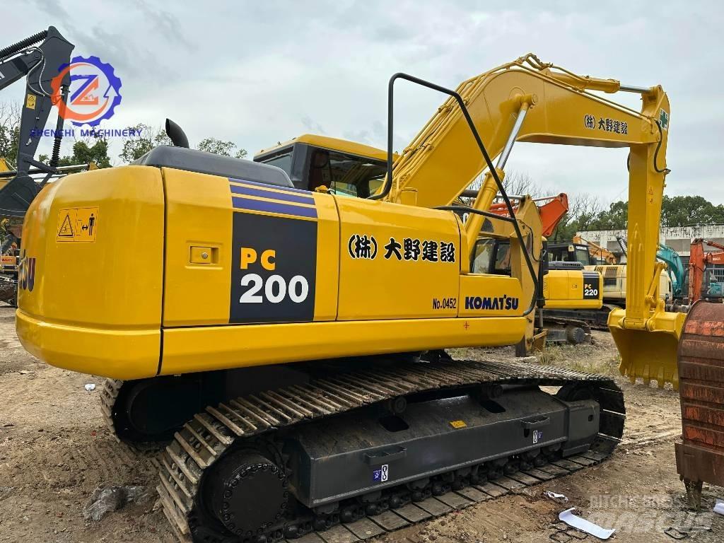 Komatsu PC 200-7 حفارات زحافة