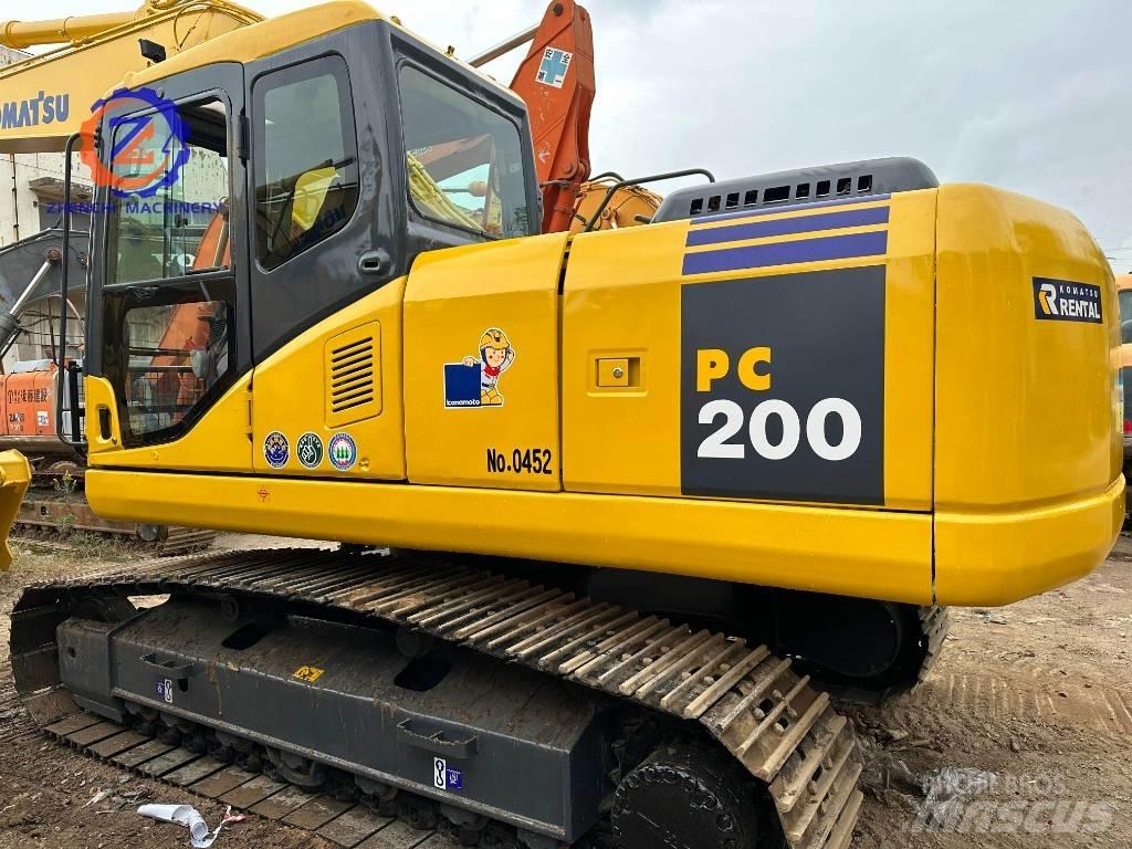 Komatsu PC 200-7 حفارات زحافة
