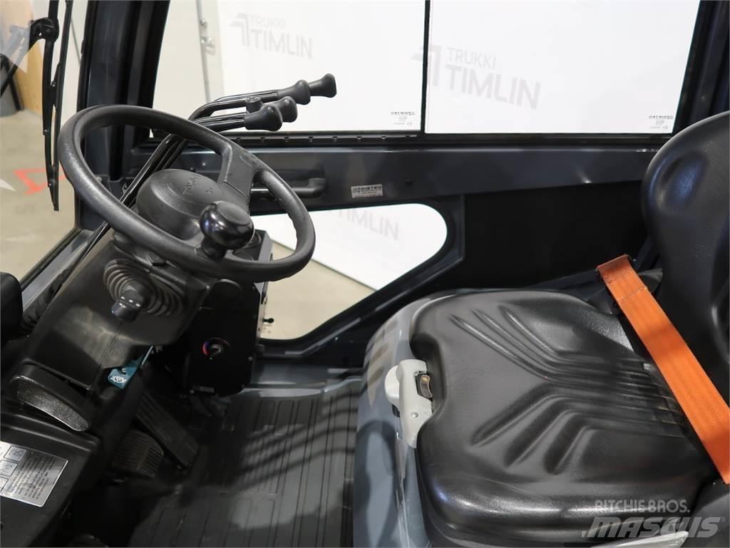 Toyota 02-8FGF25 شاحنات LPG