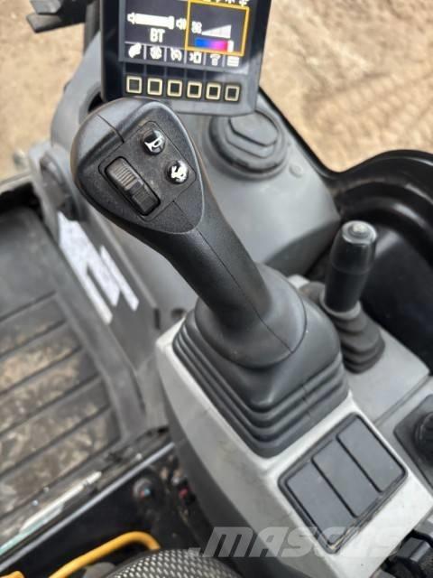 CAT 301.8 حفارات صغيرة أقل من 7 طن (حفارات صغيرة)