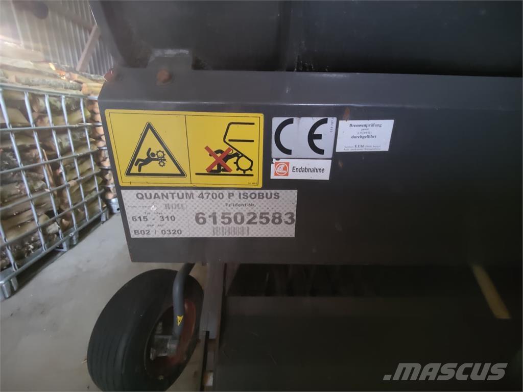 CLAAS Quantum 4700 مقطورات ذاتية التحميل