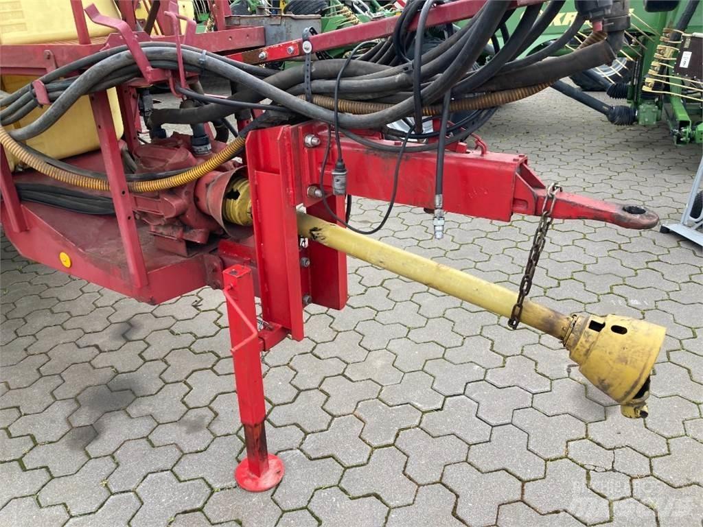 Hardi TYZ 2400 الرشاشات