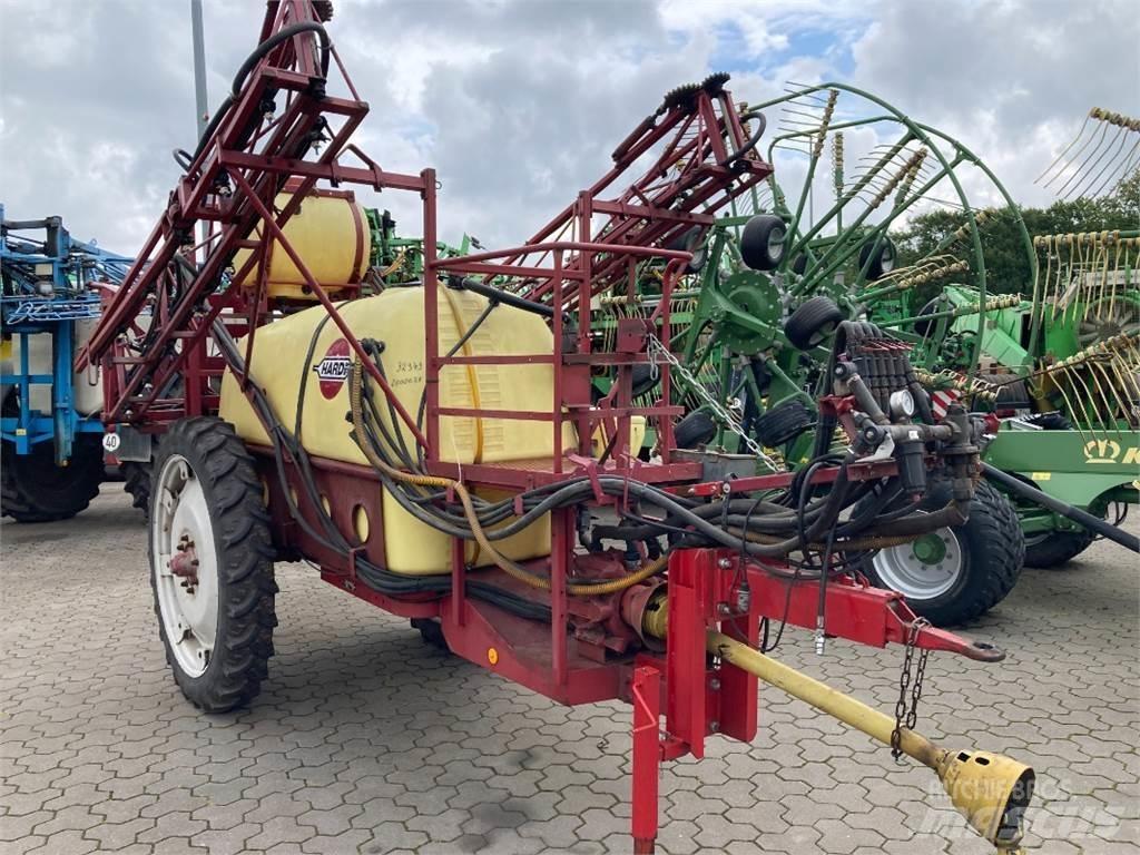 Hardi TYZ 2400 الرشاشات