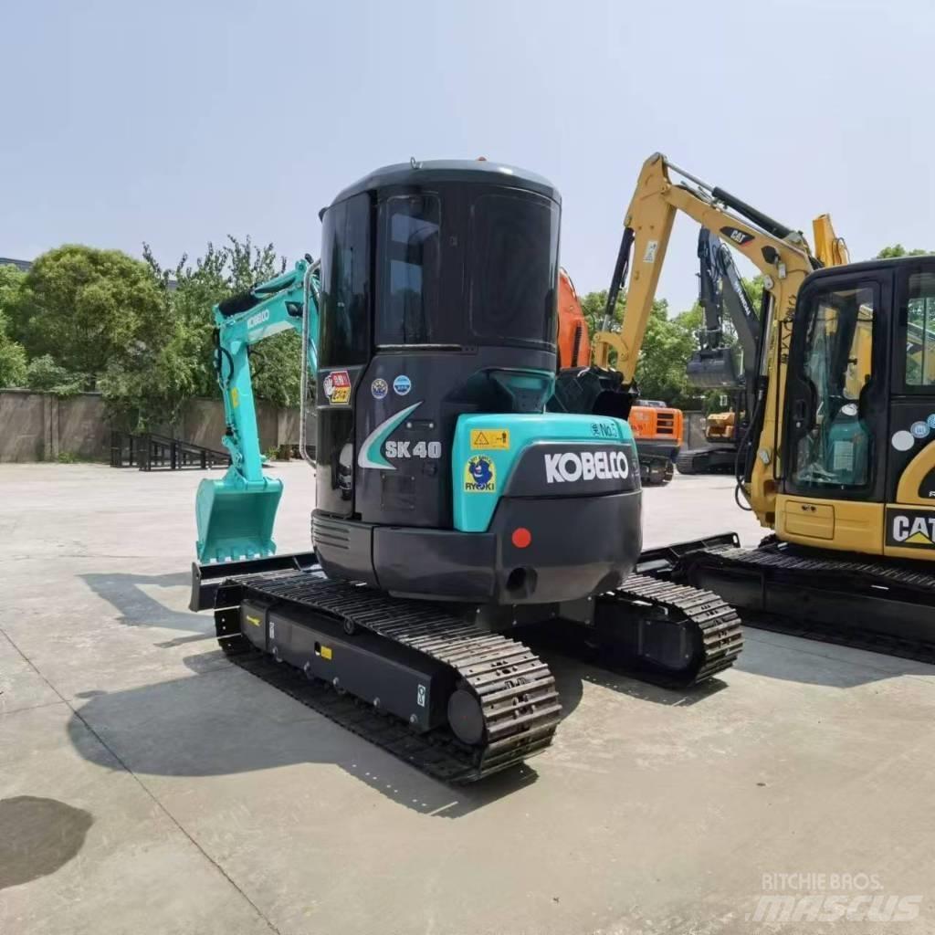 Kobelco SK 40 حفارات صغيرة أقل من 7 طن (حفارات صغيرة)