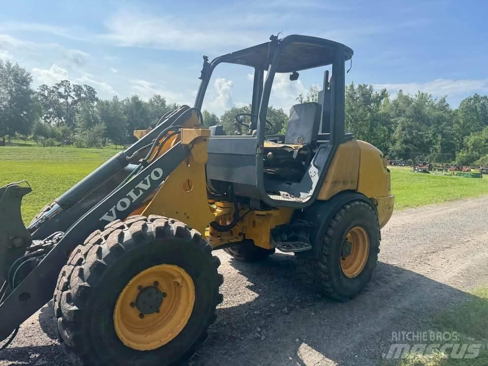 Volvo L 20 B لوادر بعجل