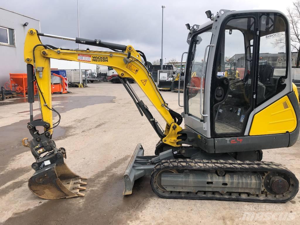 Wacker Neuson ET 24 حفارات زحافة