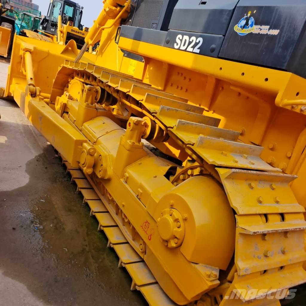 Shantui SD 22 بلدوزرات مجنزرة