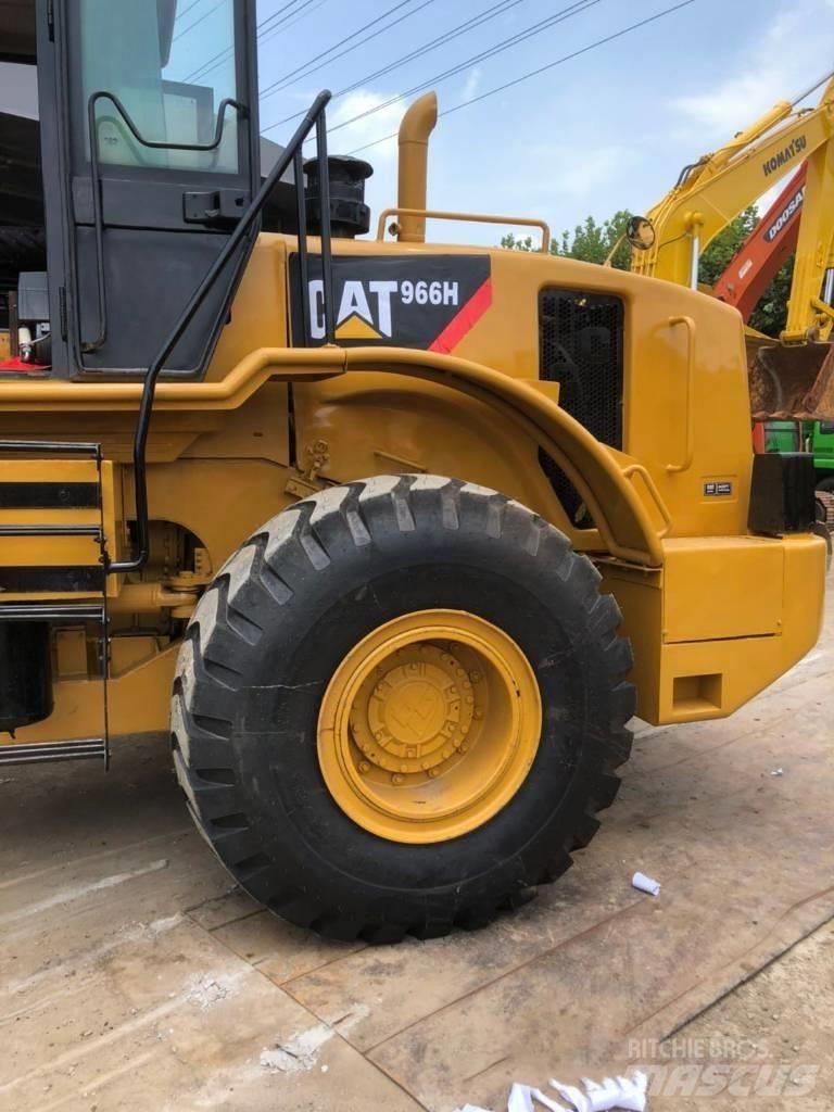 CAT 966H لوادر بعجل