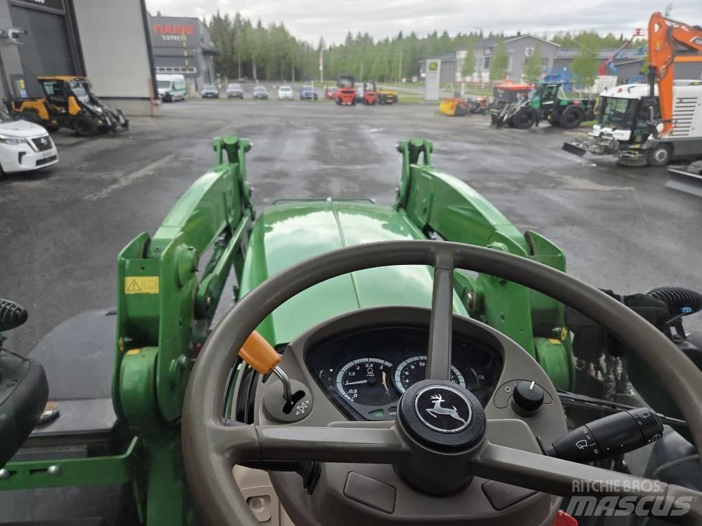 John Deere 6155R الجرارات