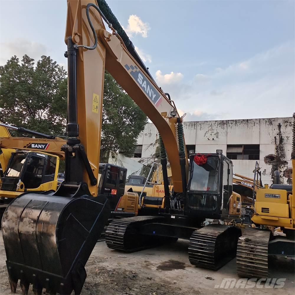 Sany SY 215 C حفارات زحافة