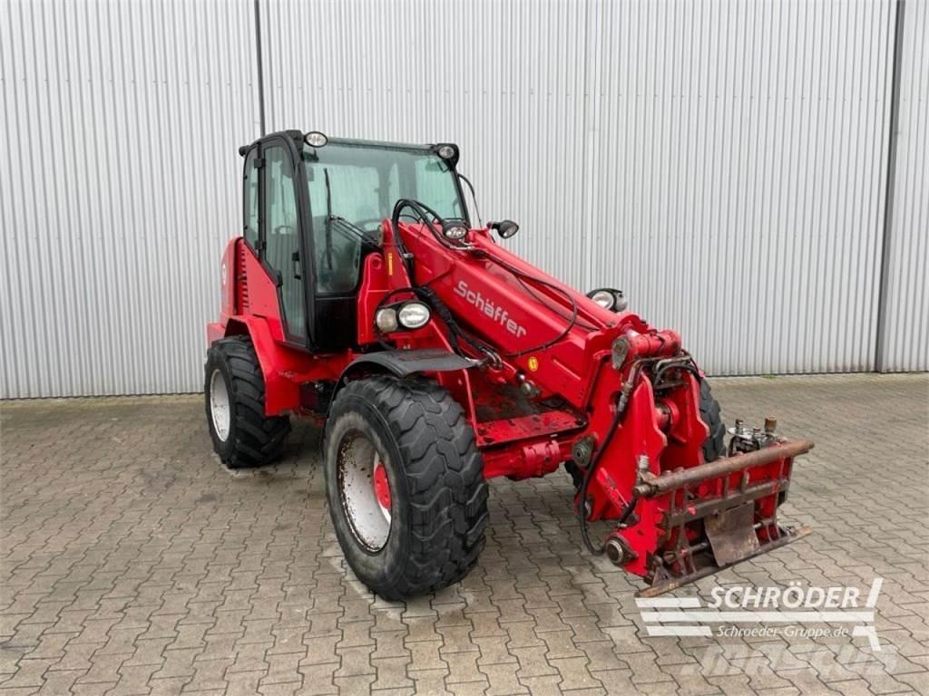 Schäffer 8610 T لوادر بعجل