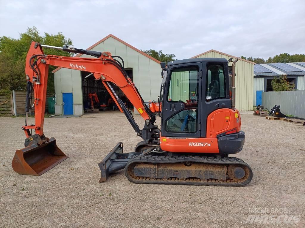 Kubota KX 057-4 حفارات صغيرة أقل من 7 طن (حفارات صغيرة)