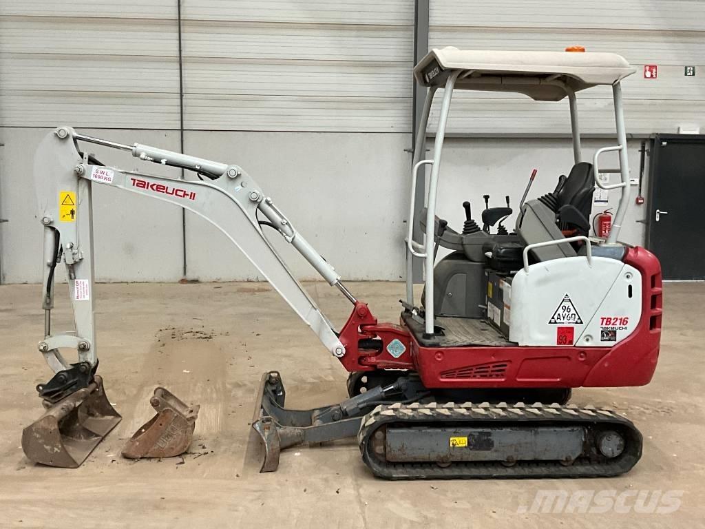 Takeuchi TB 216 حفارات صغيرة أقل من 7 طن (حفارات صغيرة)